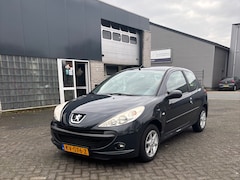 Peugeot 206 + - 1.1 XR