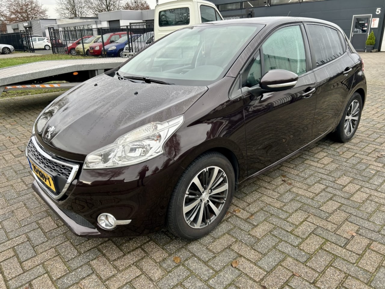 Peugeot 208 - 1.2 VTi - Nette Auto - Lees tekst - AutoWereld.nl