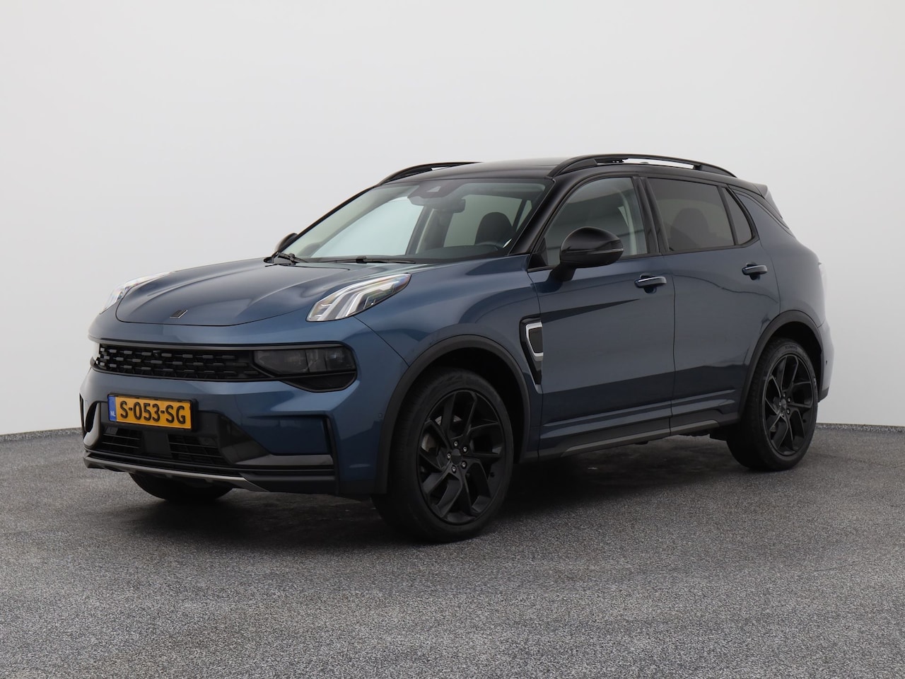 Lynk & Co 01 - 1.5 Plug-in Hybrid | 360° | BLACK | VOL LEDER | NLD AUTO - AutoWereld.nl