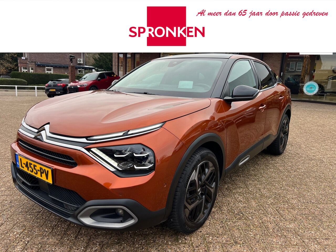 Citroën C4 - 1.2 Puretech Shine Schuif/Kanteldak-Navi-Camera-Keyless-Headup - AutoWereld.nl