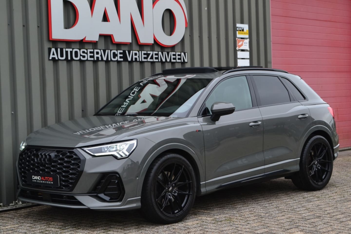 Audi Q3 - 45 TFSI Quattro 3x S-line Pano/Camera/LED/ACC - AutoWereld.nl