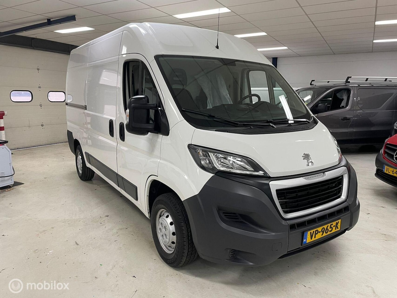 Peugeot Boxer - Bestel 330 2.2 HDI L2H1 XT - AutoWereld.nl