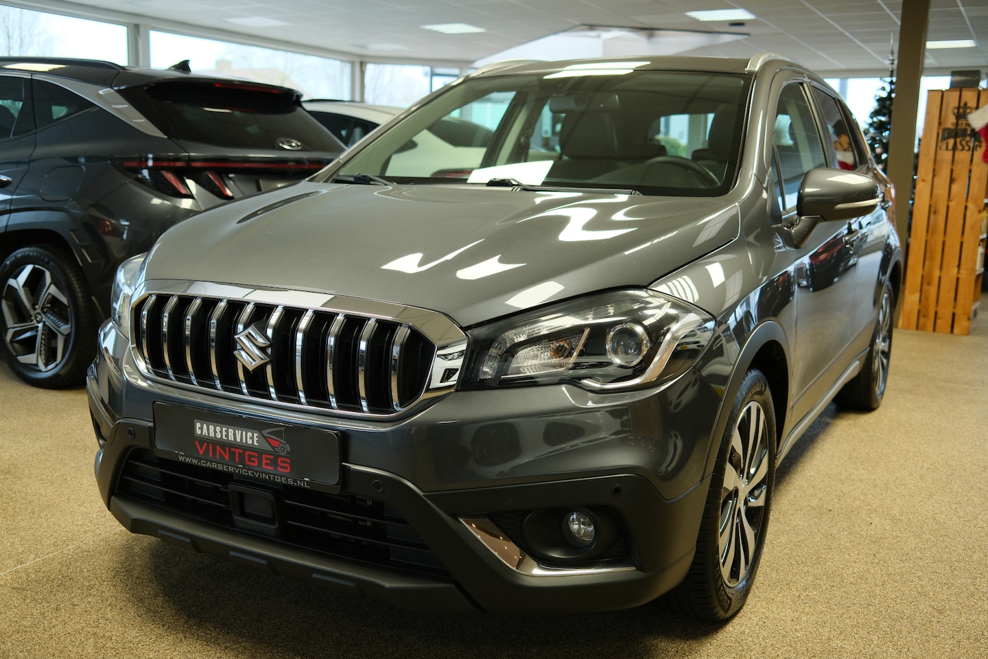 Suzuki S-Cross - 1.4 Boosterjet High Executive Leder,Pano,Trekhaak,Navi - AutoWereld.nl