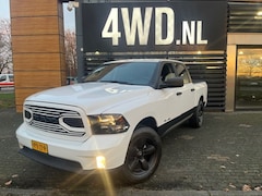 Dodge Ram 1500 - 5.7 V8 4x4 Crew Cab 6 PERS CLASSIC/ NAP 297 KM / SHOWROOM DEMO AUTO € 51.900 EXCL Onze SHO