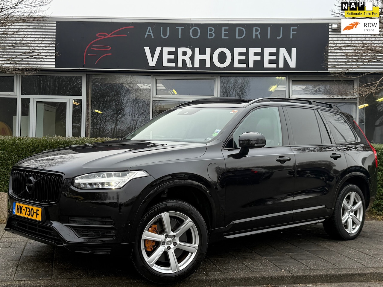 Volvo XC90 - 2.0 T8 Twin Engine AWD - PANORAMADAK - 7 PERS - STOEL VERW - CLIMATE / CRUISE CONTR - - AutoWereld.nl