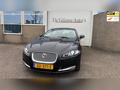 Jaguar XF - 2.2D |Camera|Trekhaak|Keyless|Climate|Navigatie|BT