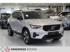 Volvo XC40 - 2.0 B3 Ultimate Dark/Panoramadak/360/Keyles/H&K