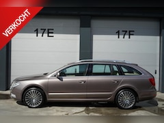 Skoda Superb - 2.0 TSI Elegance