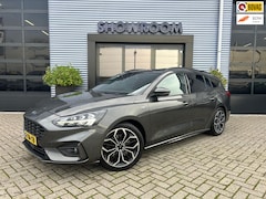 Ford Focus Wagon - 1.5 EcoBoost Vignale Automaat|Camera|Navi|Apple Carpley|Stoel Stuurverwarming
