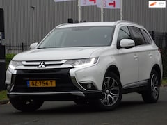 Mitsubishi Outlander - 2.0 Executive Edition 7P NAP/CAMERA/PDC