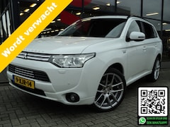 Mitsubishi Outlander - 2.0 PHEV Executive Edition | 4WD | 203 PK | AUTOMAAT | TREKHAAK | 1.500 KG TREKGEWICHT | 2