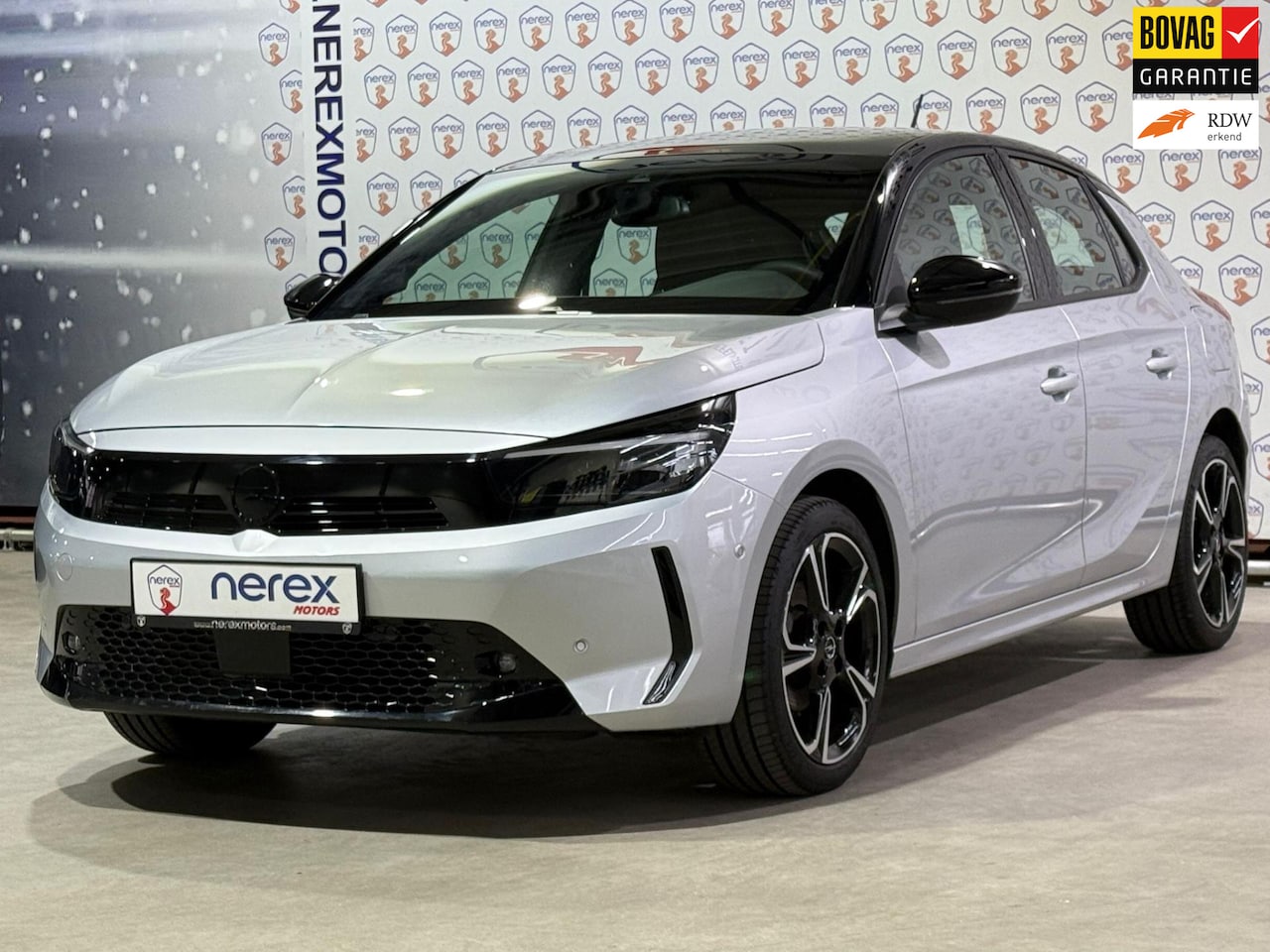 Opel Corsa - 1.2 GS Sport | Pano | Carplay | Camera | Dodehoek - AutoWereld.nl