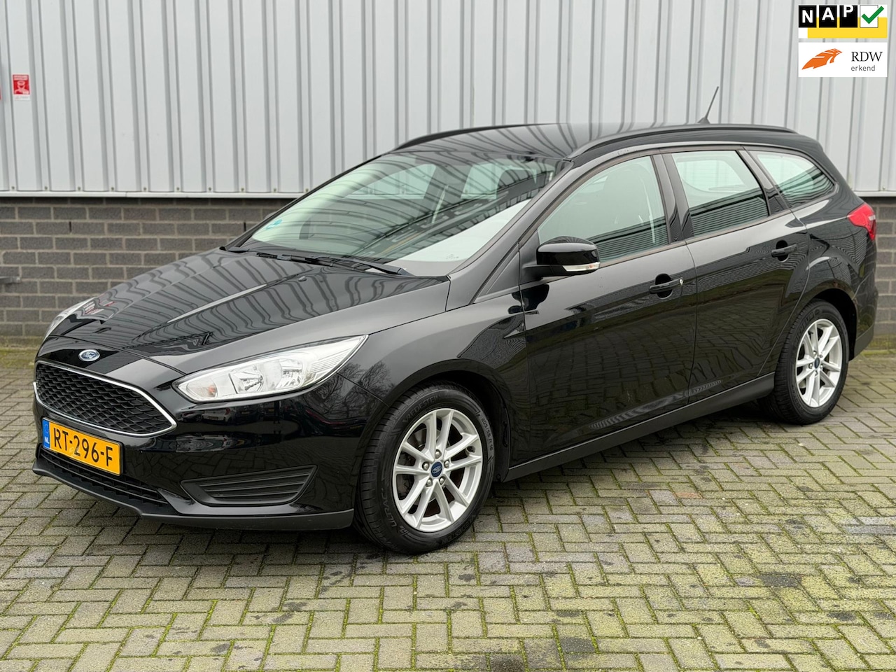 Ford Focus Wagon - 1.0 Trend |Navi|CruiseCtrl|Carplay|PDC|Airco| - AutoWereld.nl