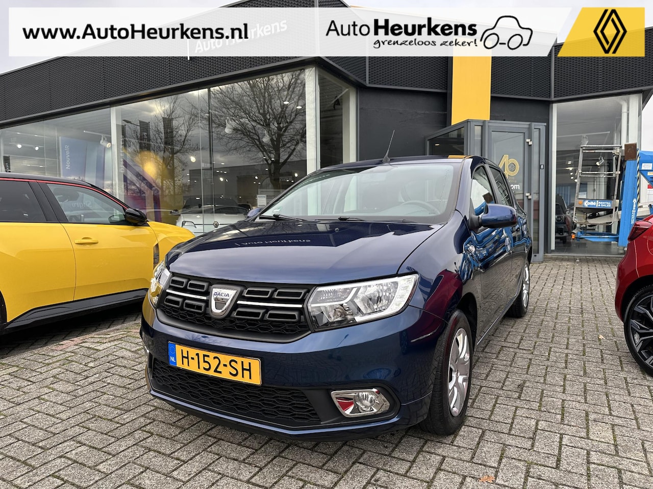 Dacia Sandero - TCe 90 Laureate l Origineel NL l AIRCO l DAB l CRUISE CONTROL l PARKEERSENSOREN - AutoWereld.nl