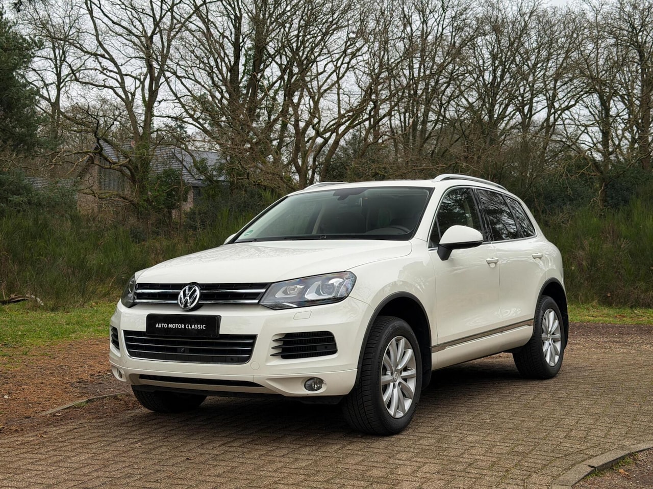 Volkswagen Touareg - 4.2 V8 TDI | Campanella White | 1 eigenaar - AutoWereld.nl