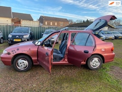 Hyundai Accent - 1.5i GLS nieuwe apk 5 deurs stuurbekrachtiging 161000 km 1e eigenaar elektrische ramen sup