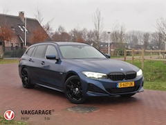 BMW 3-serie Touring - 330e | Plug-In Hybride | 19 Inch | Trekhaak | NL-Auto | Facelift model |