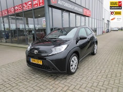 Toyota Aygo X - 1.0 VVT-i S-CVT Play