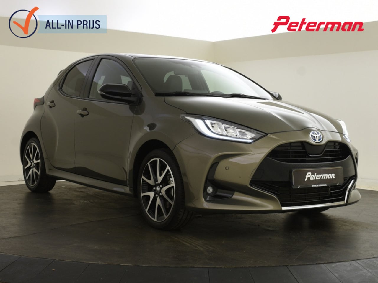 Toyota Yaris - 1.5 Hybrid Executive | Parkeersensoren voor en achter - AutoWereld.nl