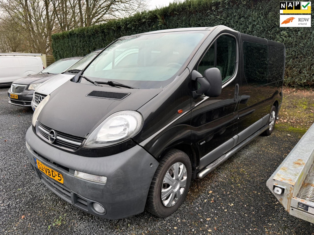 Opel Vivaro - 2.5 CDTI L2H1DC 6-PERS. Cosmo AIRCO CRUISE MARGE *KOPPELING SLECHT* - AutoWereld.nl