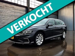 Volkswagen Passat Variant - 1.4 TSI PHEV GTE Business Carplay_Camera_trekh_Stoel massage