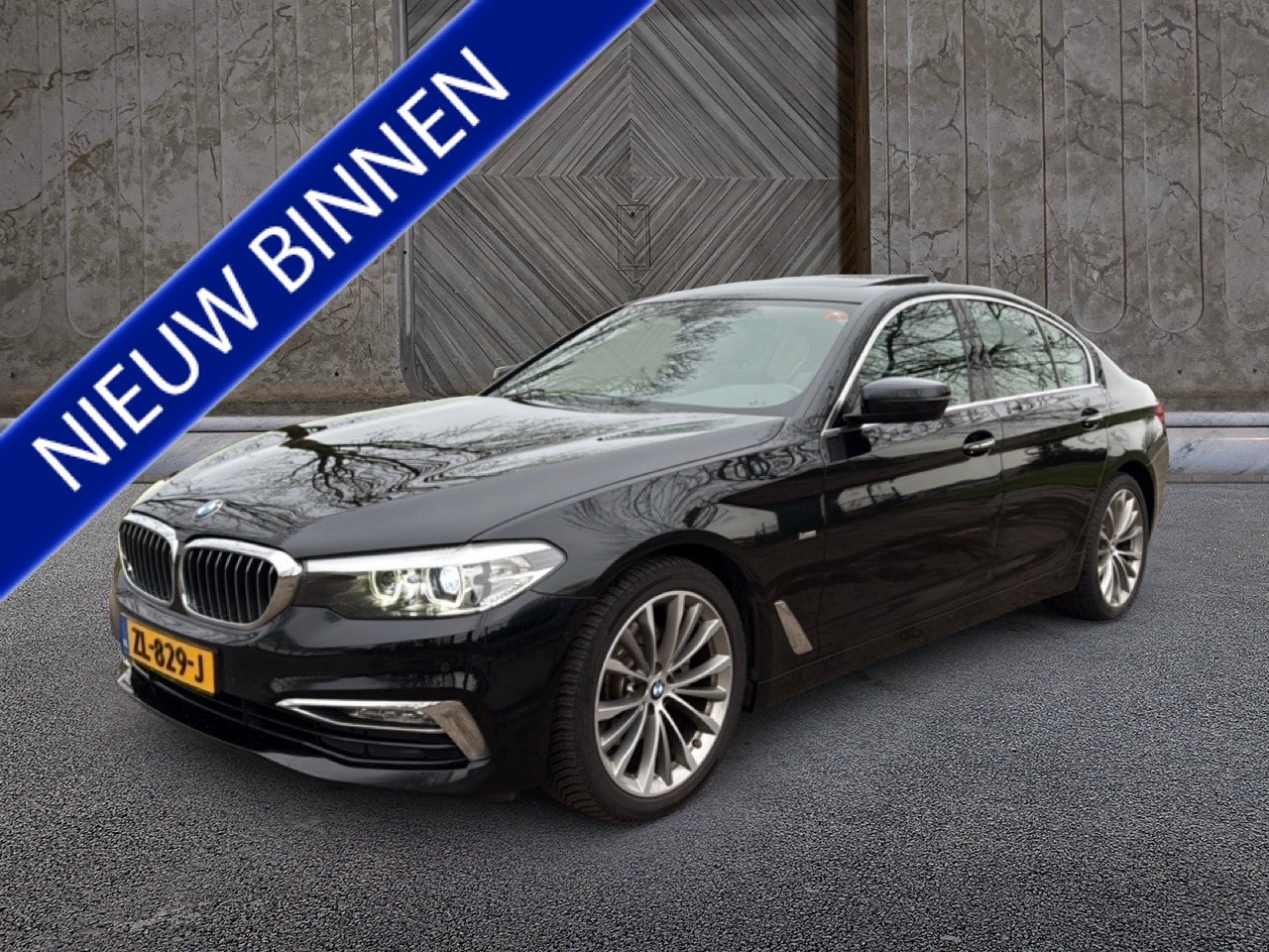 BMW 5-serie - 520d High Executive luxury line - AutoWereld.nl
