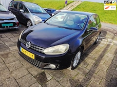 Volkswagen Golf - 1.6 TDI Comfortline BlueMotion