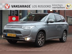 Mitsubishi Outlander - 2.0 PHEV Aut. *Executive* | Trekhaak | Cruise & Climate Control | Camera | Leder | PDC | N