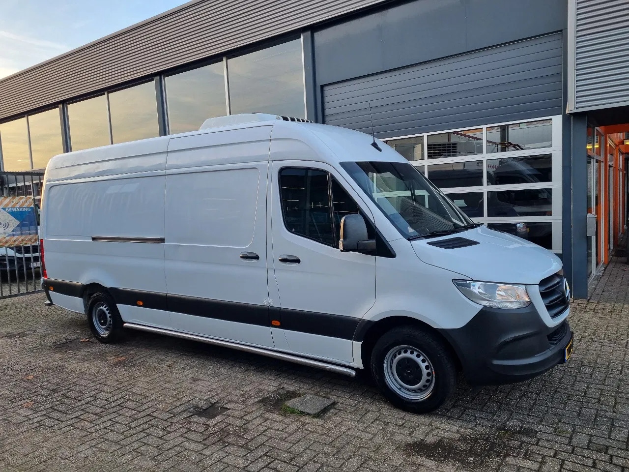 Mercedes-Benz Sprinter - 317 CDI Koelwagen Konvekta +20C/-20C ST 230V - AutoWereld.nl