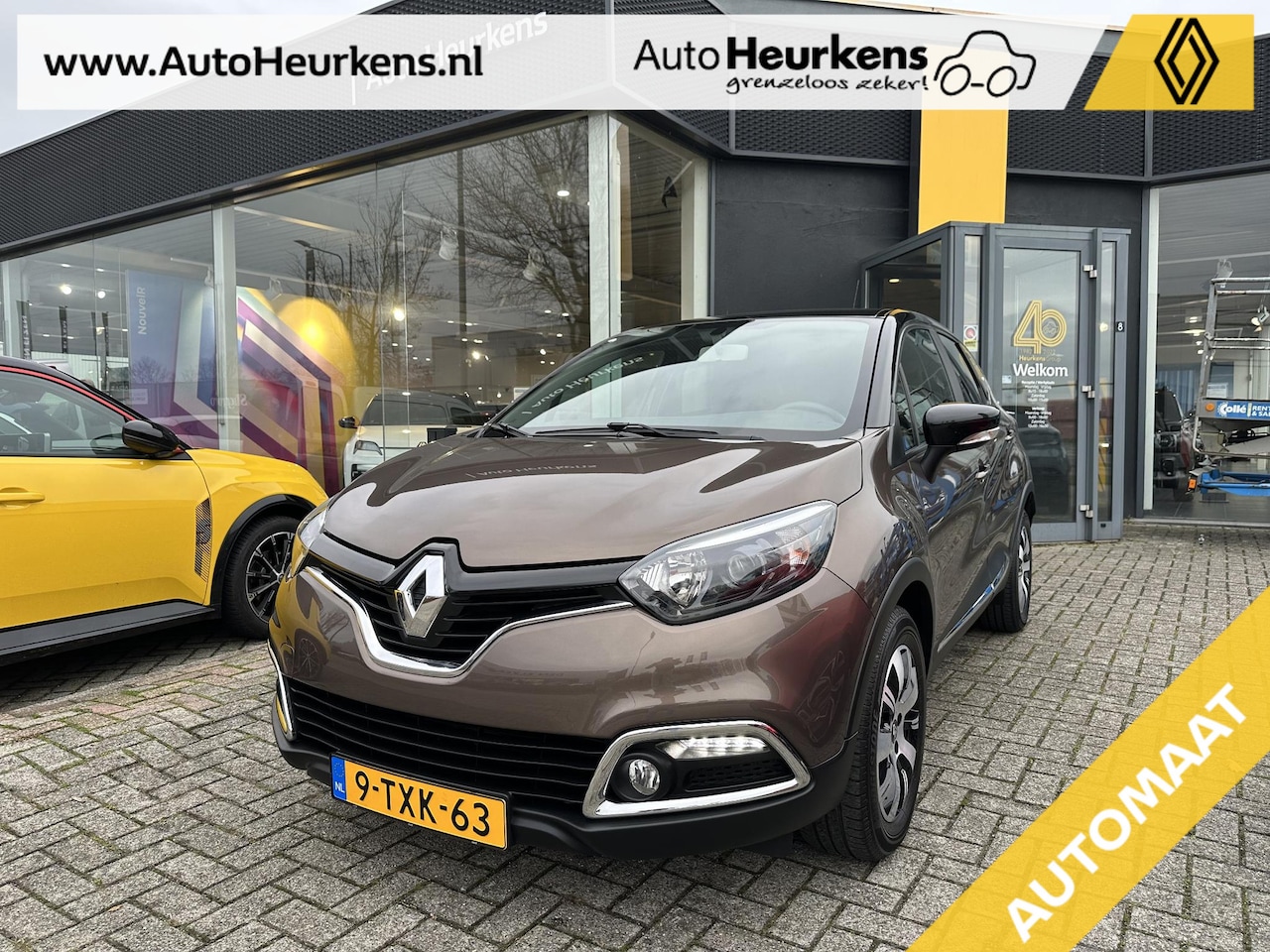 Renault Captur - TCe 120 Expression l AUTOMAAT l TREKHAAK l Origineel NL l 2e-eigenaar l Volledige onderhou - AutoWereld.nl