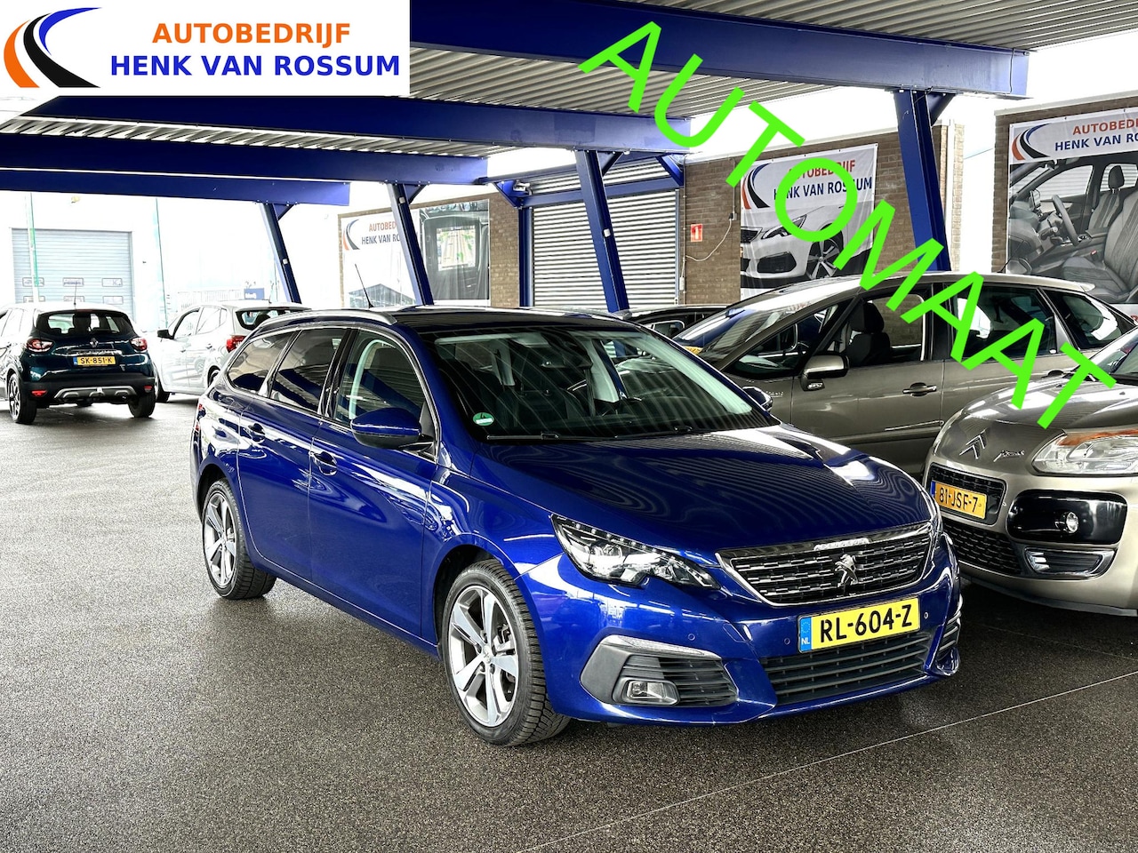Peugeot 308 SW - 1.2 PureTech Blue Lease Premium Automaat | Pano | Trekhaak | Carplay | NAP - AutoWereld.nl