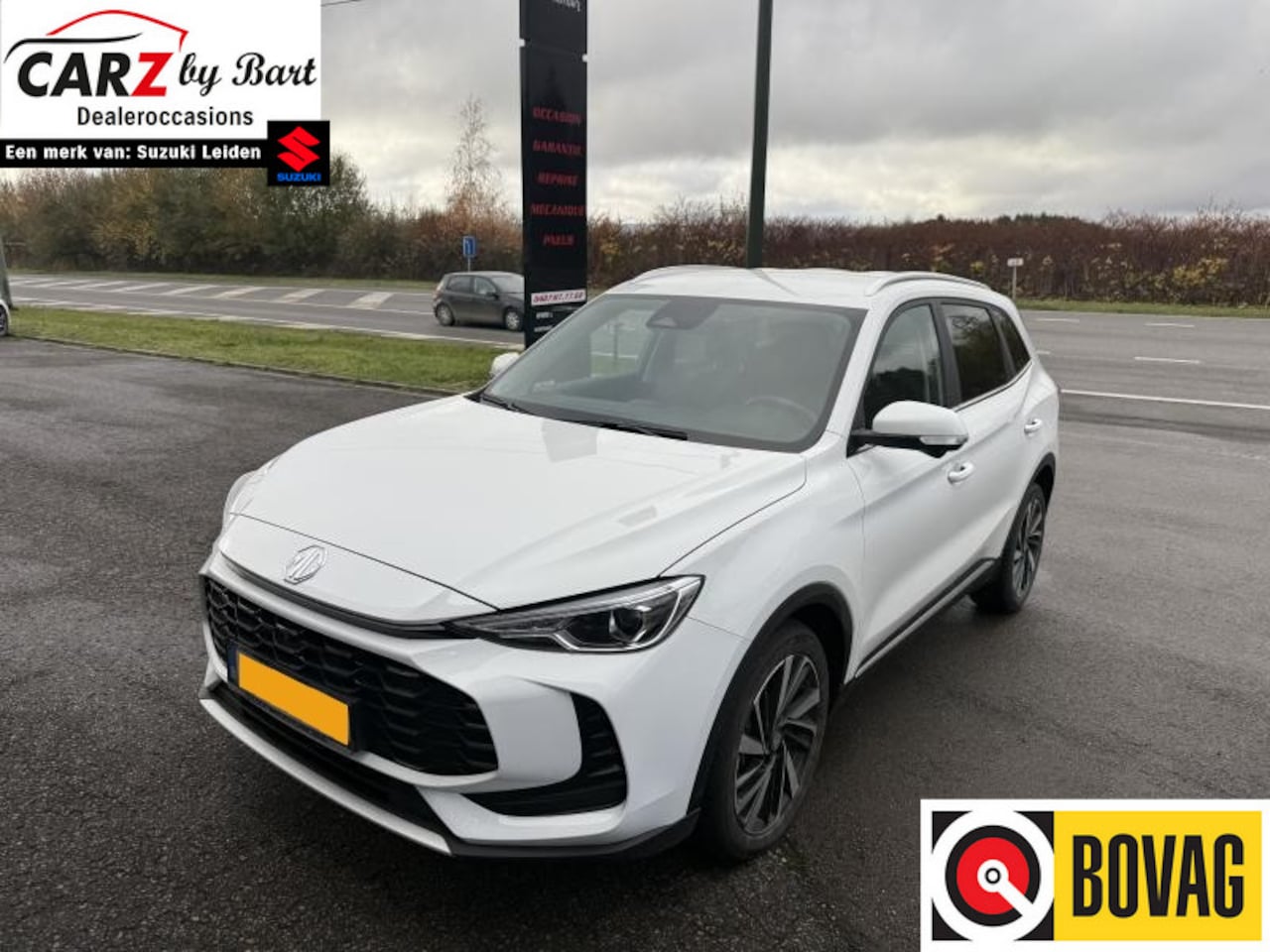 MG ZS - 1.5 LUXURY AUT. Leder | Panoramadak | Stuurverwarming - AutoWereld.nl