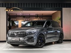 Volkswagen Touareg - 3.0 TSI R-Line|Pano|trekhaak|leder|ACC