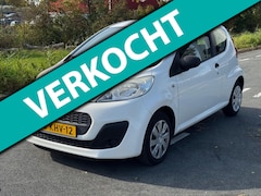 Peugeot 107 - 1.0 Access Accent / AIRCO / NAP