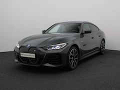 BMW i4 - eDrive40 M Sportpakket | Achteruitrijcamera | DAB | HiFi | 19''