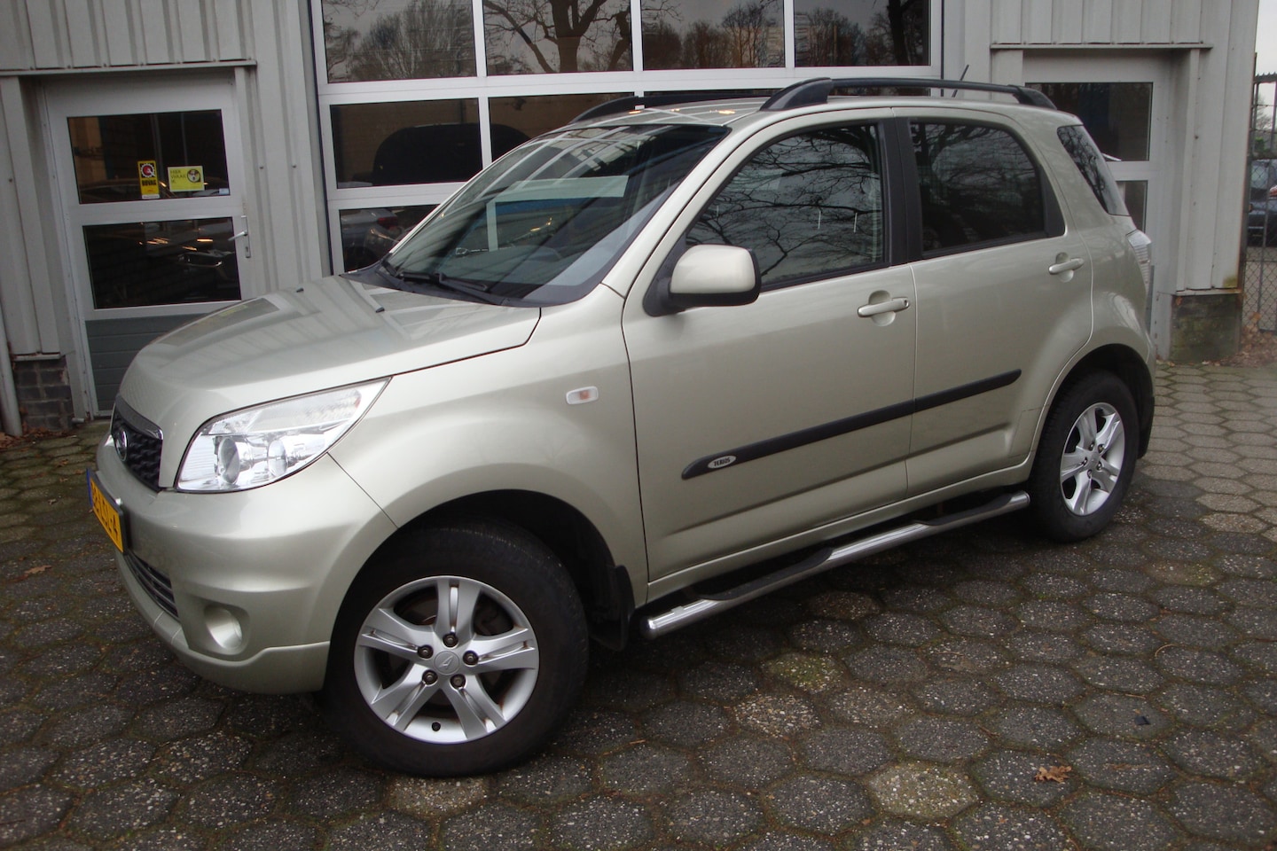Daihatsu Terios - 1.5 4WD Track / Automaat/ Trekhaak - AutoWereld.nl