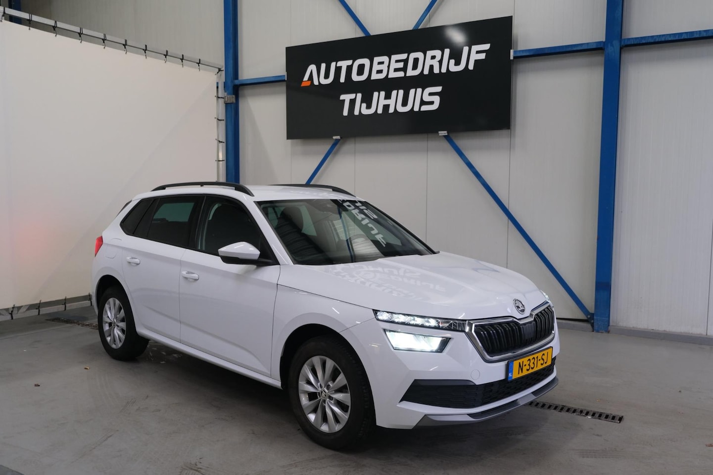 Skoda Kamiq - 1.0 TSI Ambition - N.A.P. Airco, Cruise, Navi. - AutoWereld.nl