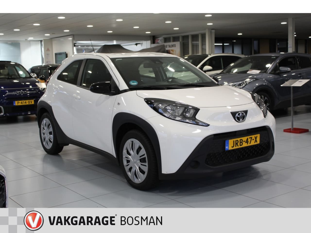 Toyota Aygo X - 1.0 VVT-i S-CVT Automaat/Carplay/Camera/All season - AutoWereld.nl