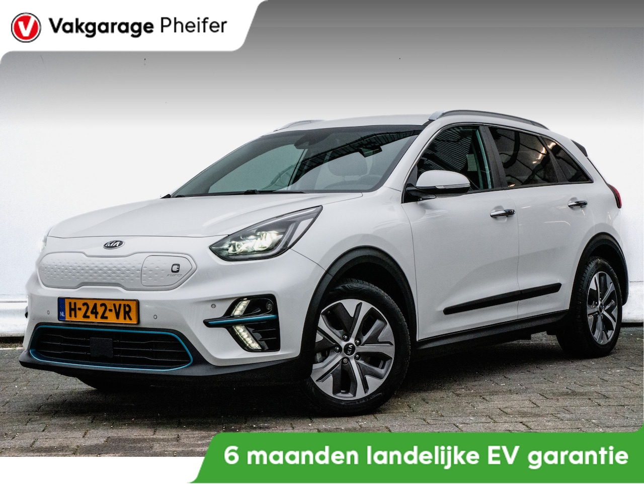 Kia e-Niro - ExecutiveLine 64 kWh Stoel-stuurverwarming/ Leer/ Camera/ Navigatie/ Jbl/ Carplay/ Full le - AutoWereld.nl