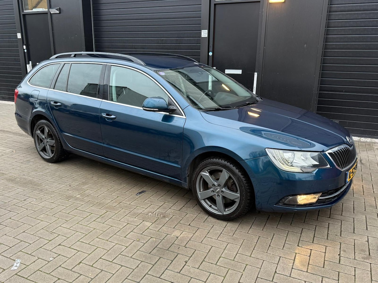 Skoda Superb Combi - 1.8 TSI Ambition Business - Inruil mogelijk! - AutoWereld.nl