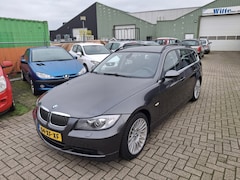 BMW 3-serie Touring - 325i High Executive