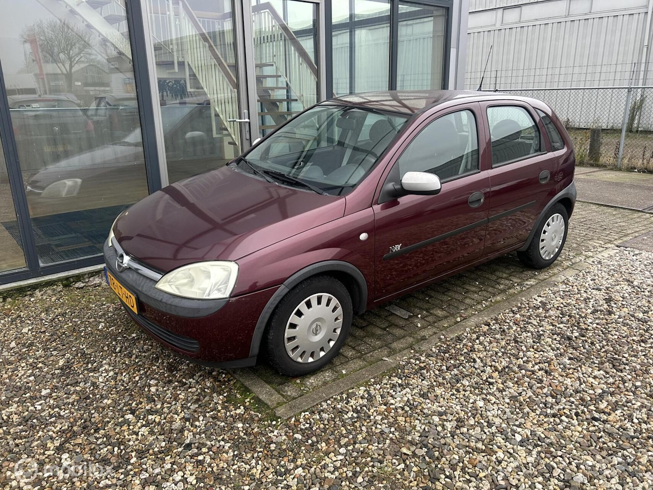 Opel Corsa - 1.2-16V Comfort Automaat Laag km - AutoWereld.nl