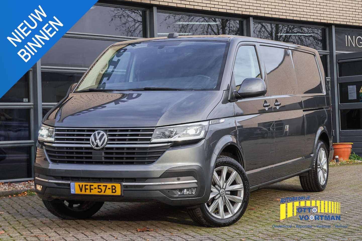 Volkswagen Transporter - 2.0 TDI 150PK Aut. L2 Bulli Digi-dash|2X Sch.deur|Distri.riem verv.| - AutoWereld.nl