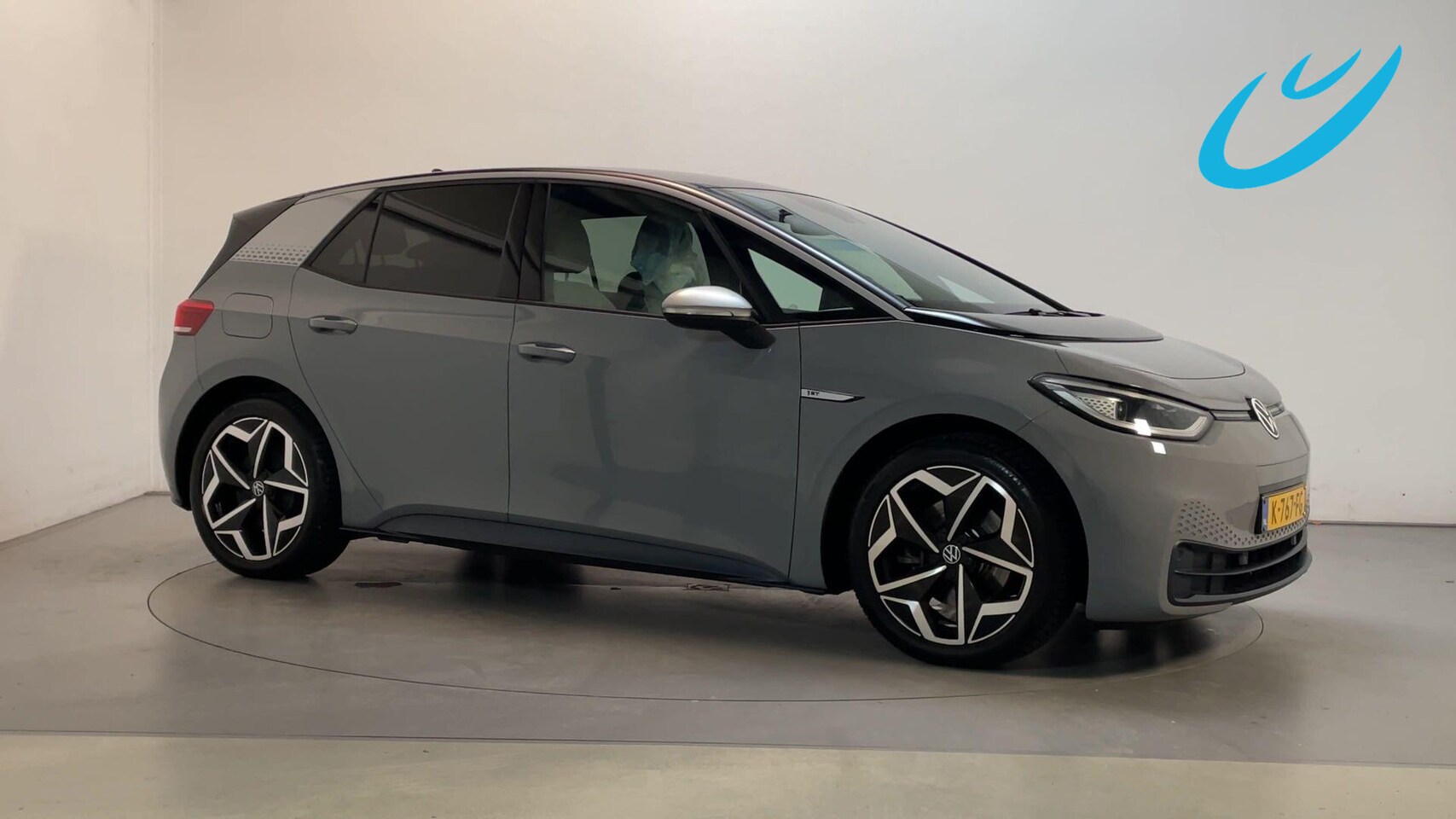 Volkswagen ID.3 - First Plus 58 kWh LED Camera Navigatie Stoelverwarming - AutoWereld.nl