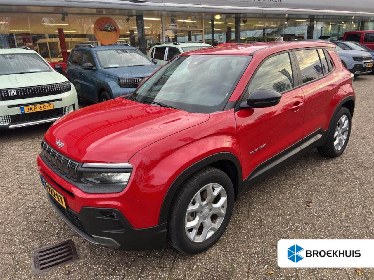 Jeep Avenger - Longitude 54 kWh Camera | Adaptieve Cruise | Parkeersensoren Achter | Carplay | Digitaal D - AutoWereld.nl