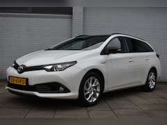 Toyota Auris Touring Sports - 1.8 Hybrid Energy Plus Automaat 136pk | Achteruitrijcamera | Trekhaak | Cruise control | D
