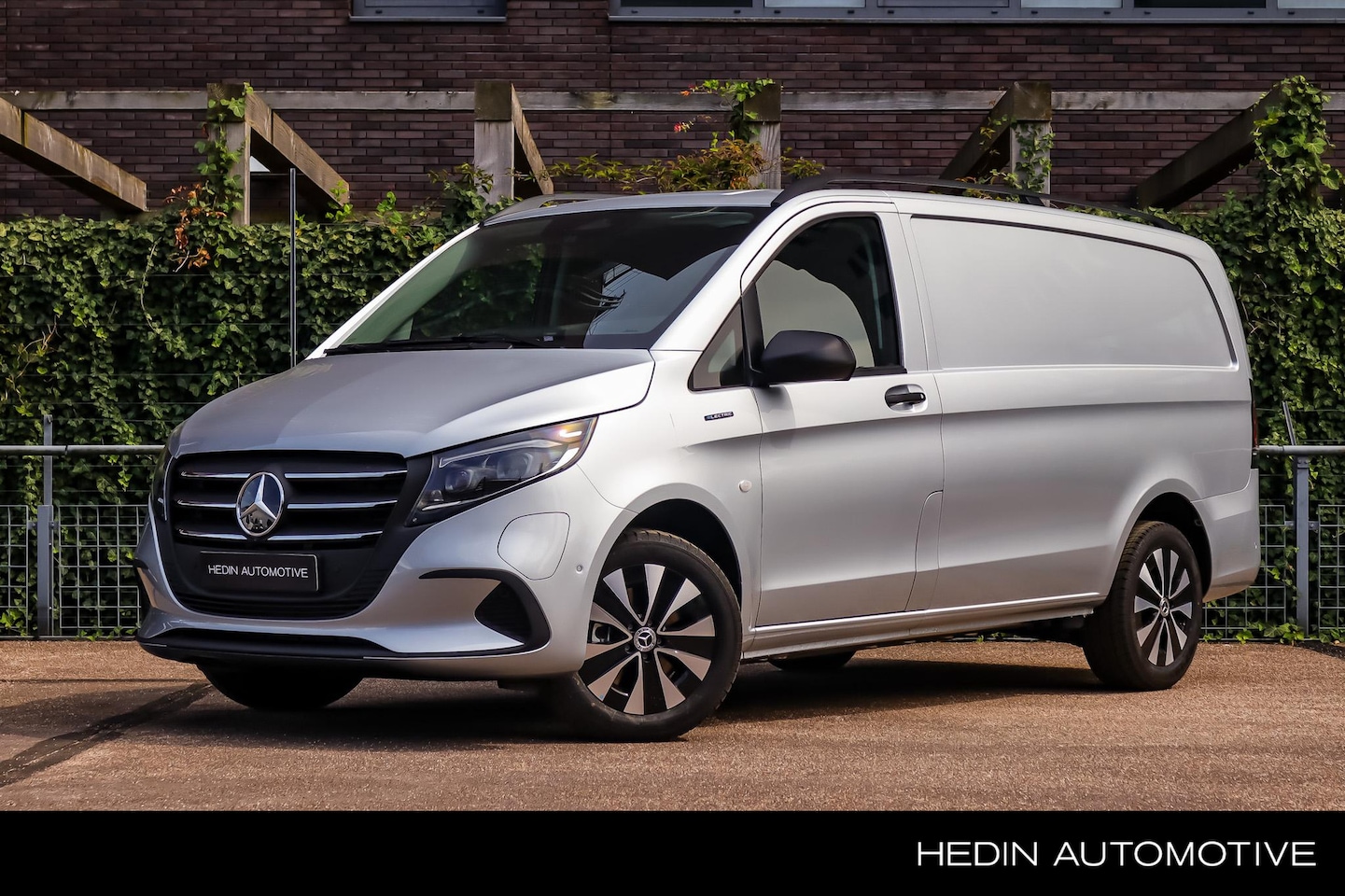 Mercedes-Benz eVito - 112 L2 | Multibeam LED met Highbeam Assist Plus | Climate Control | Parkeerpakket met acht - AutoWereld.nl