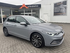 Volkswagen Golf - 1.5 TSI Style Carplay AdaptCruise Massage