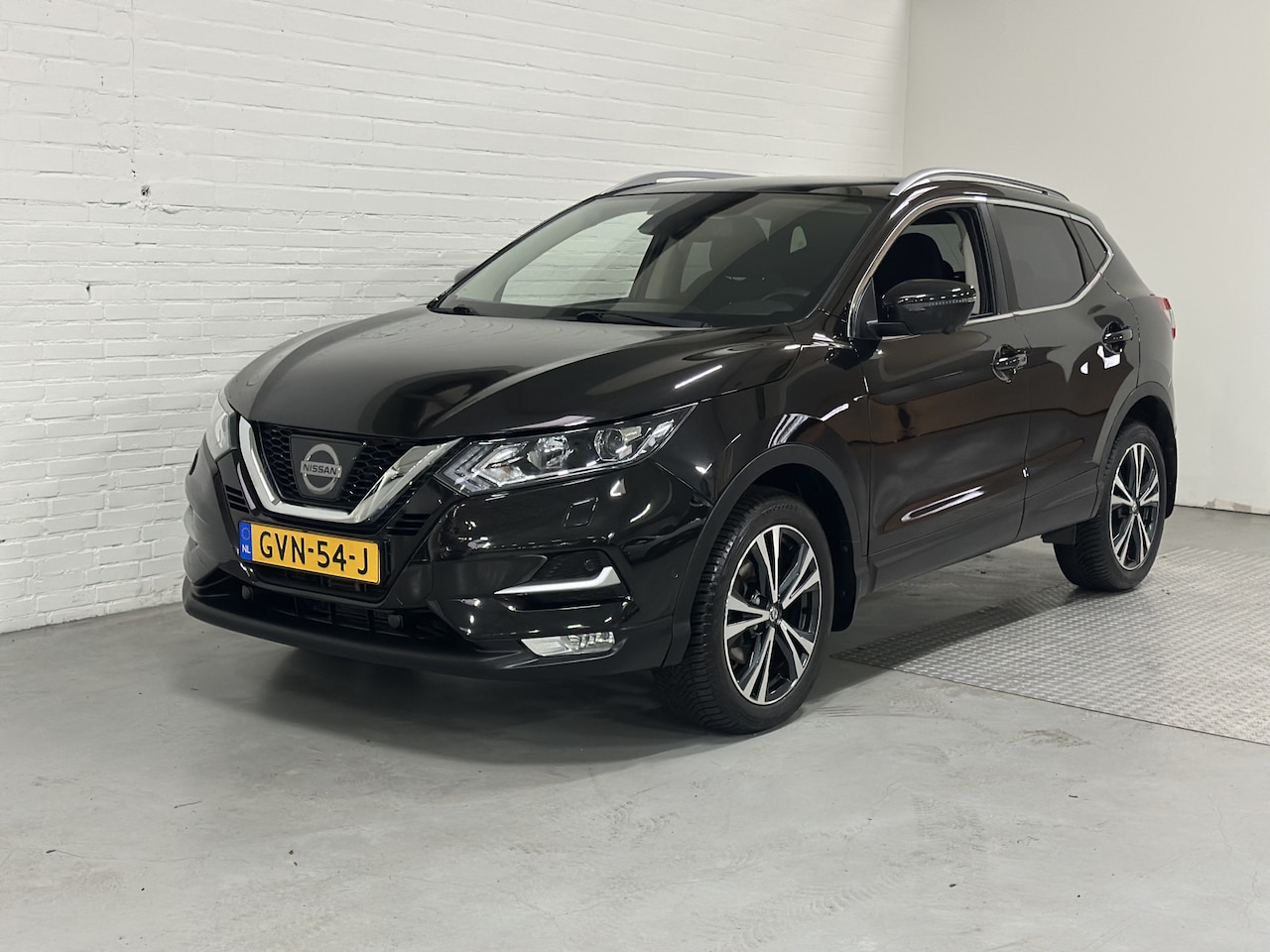 Nissan Qashqai - 1.2 Tekna CLIMA/ CAMERA 360 / TREKHAAK - AutoWereld.nl