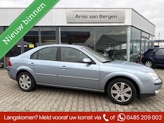 Ford Mondeo - 2.0-16V Futura, AUTOMAAT, climatronic, cruisecontrol, pdc, trekhaak